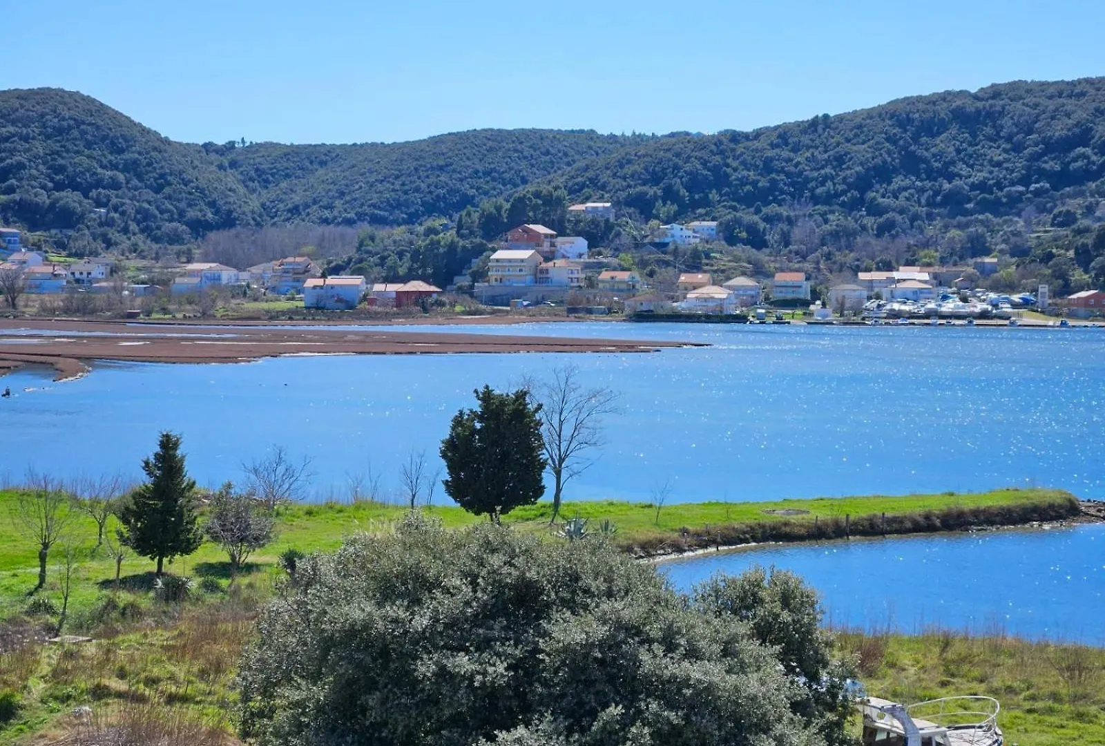 Pljesa Apartments Supetarska Draga