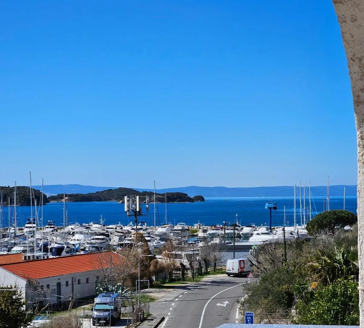 Pljesa Apartments Supetarska Draga