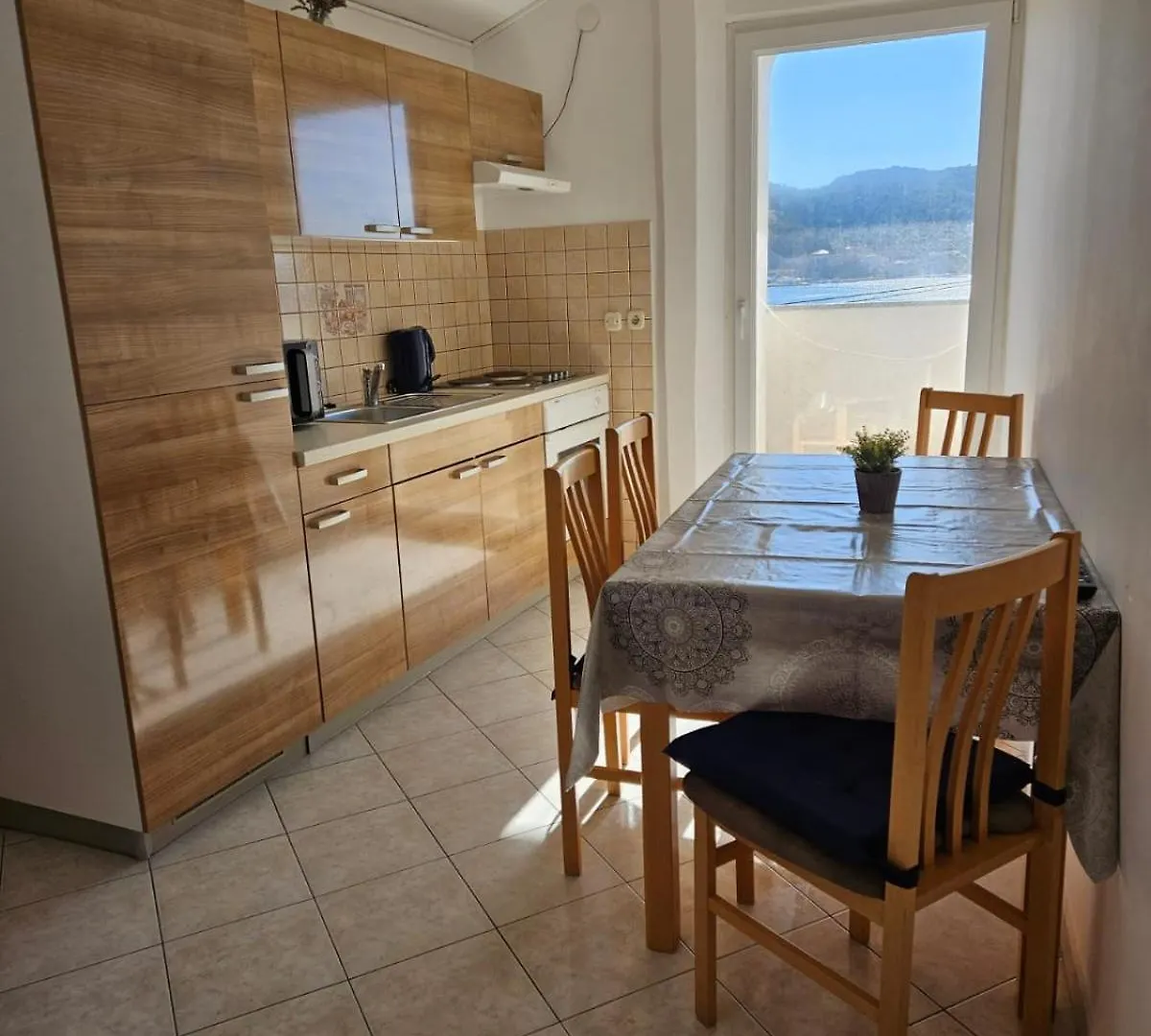 Pljesa Apartments Supetarska Draga Croatia