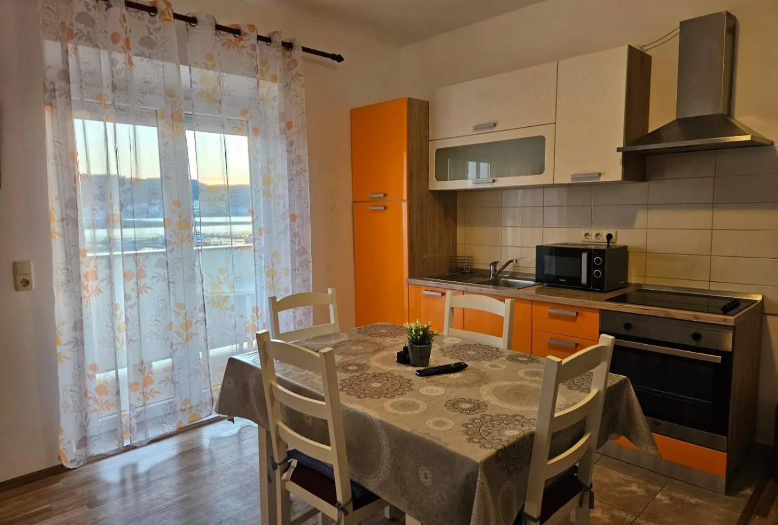 Pljesa Apartments Supetarska Draga
