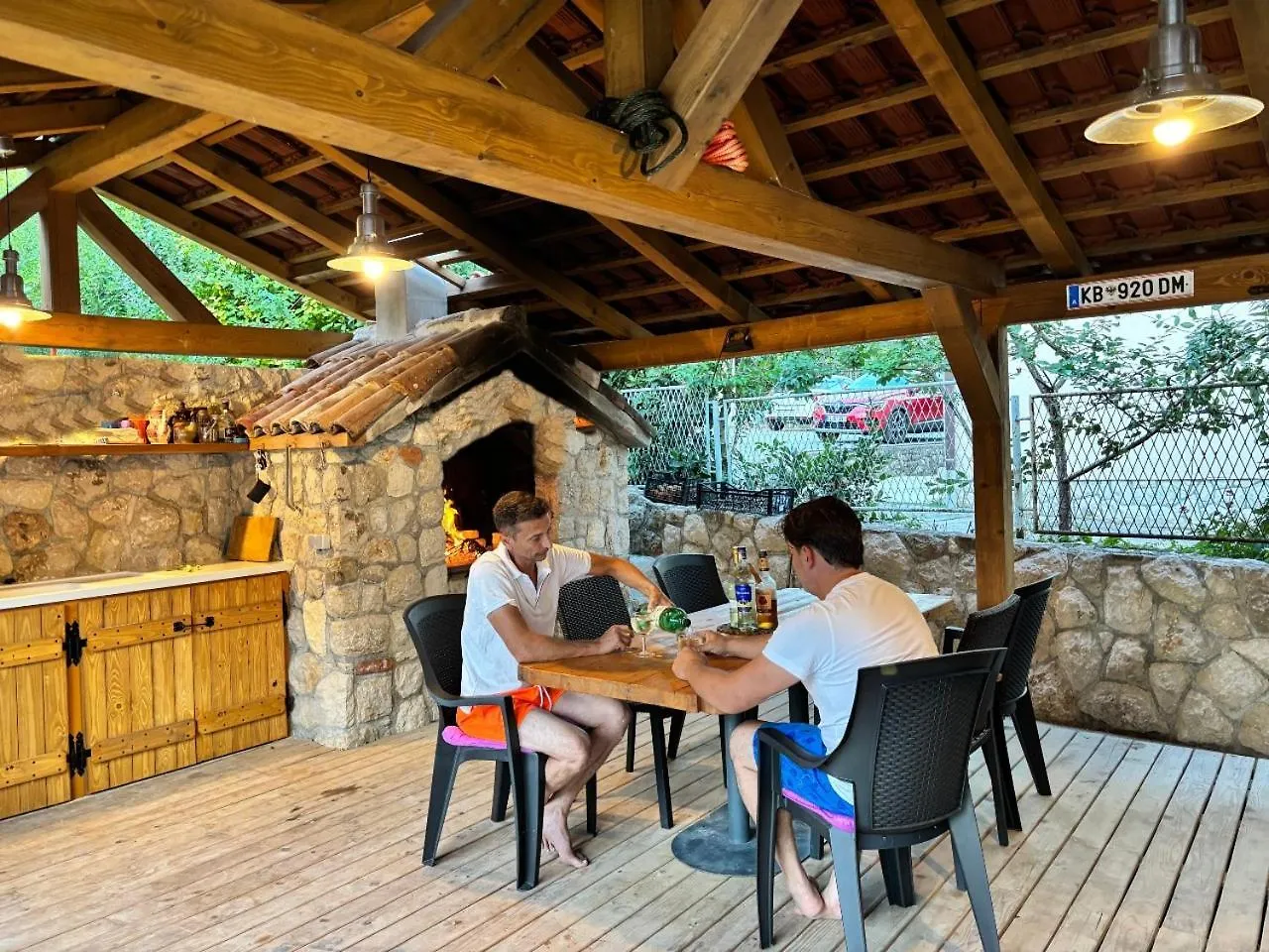 Pljesa Apartments Supetarska Draga Croacia