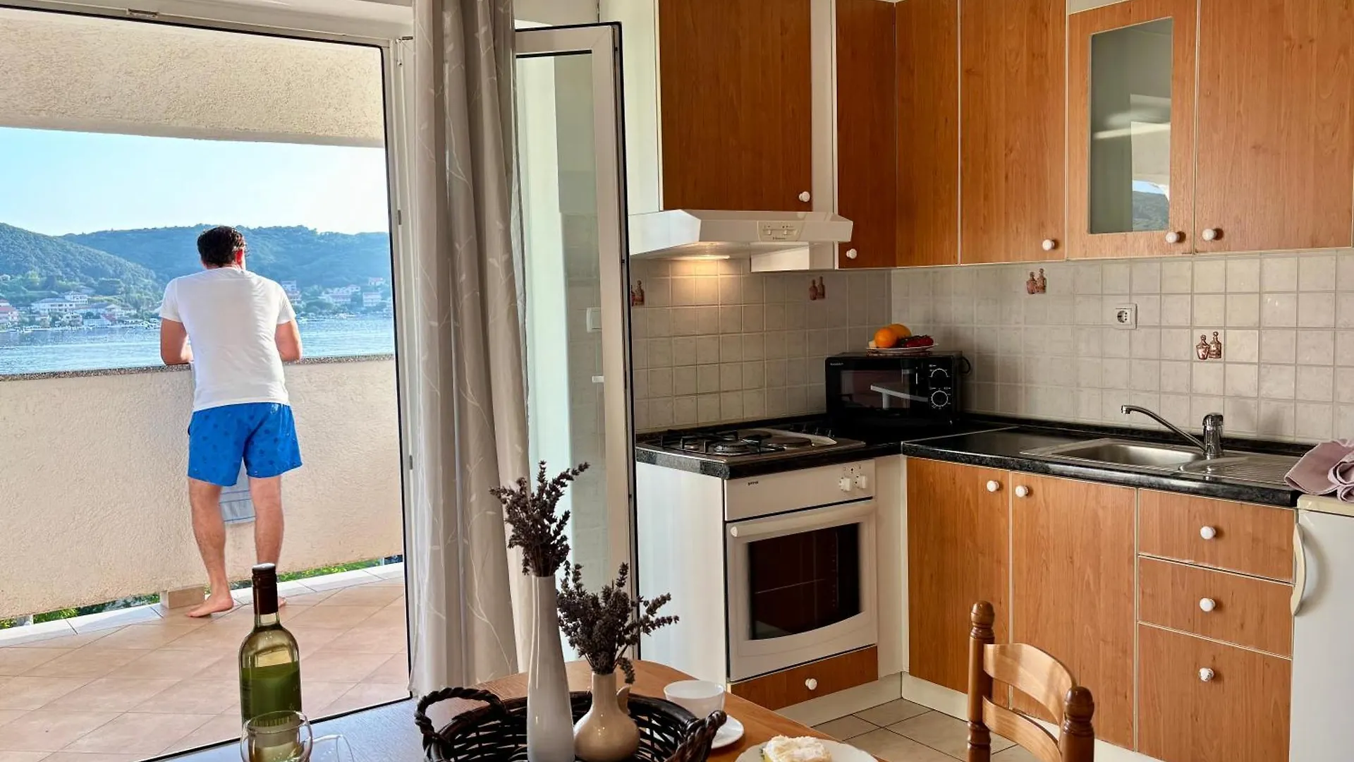 Pljesa Apartments Supetarska Draga