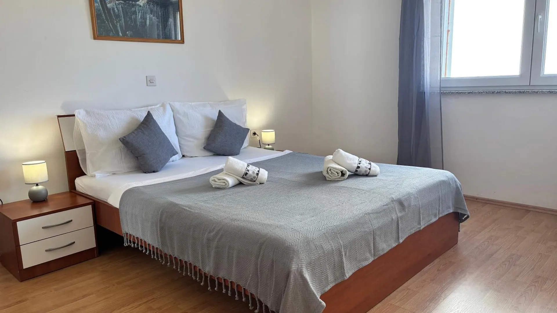 Pljesa Apartments Supetarska Draga 0*,