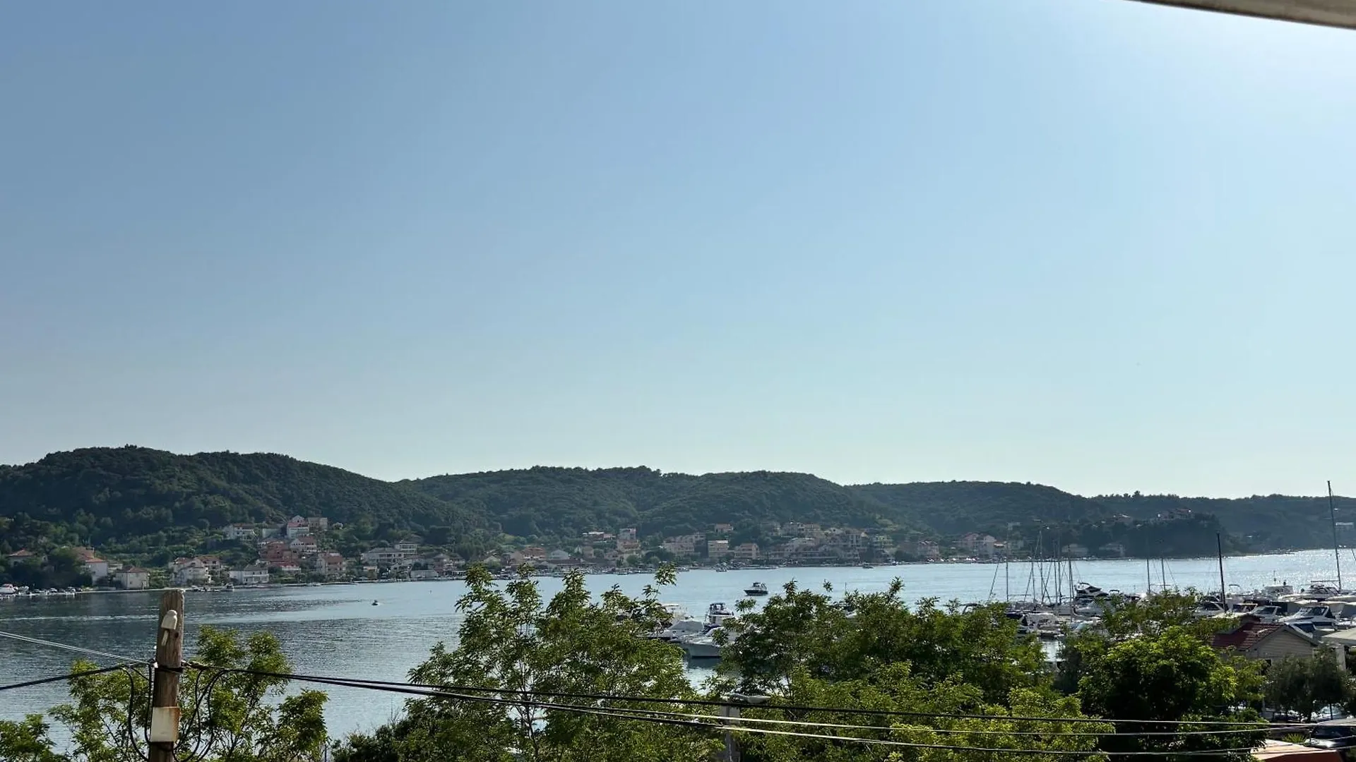 Pljesa Apartments Supetarska Draga