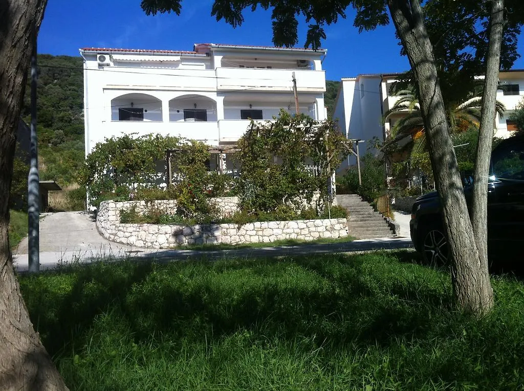Pljesa Apartments Supetarska Draga