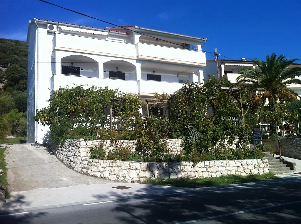Pljesa Apartments Supetarska Draga Croatia