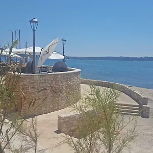 Jessica Apartman Novigrad Istria