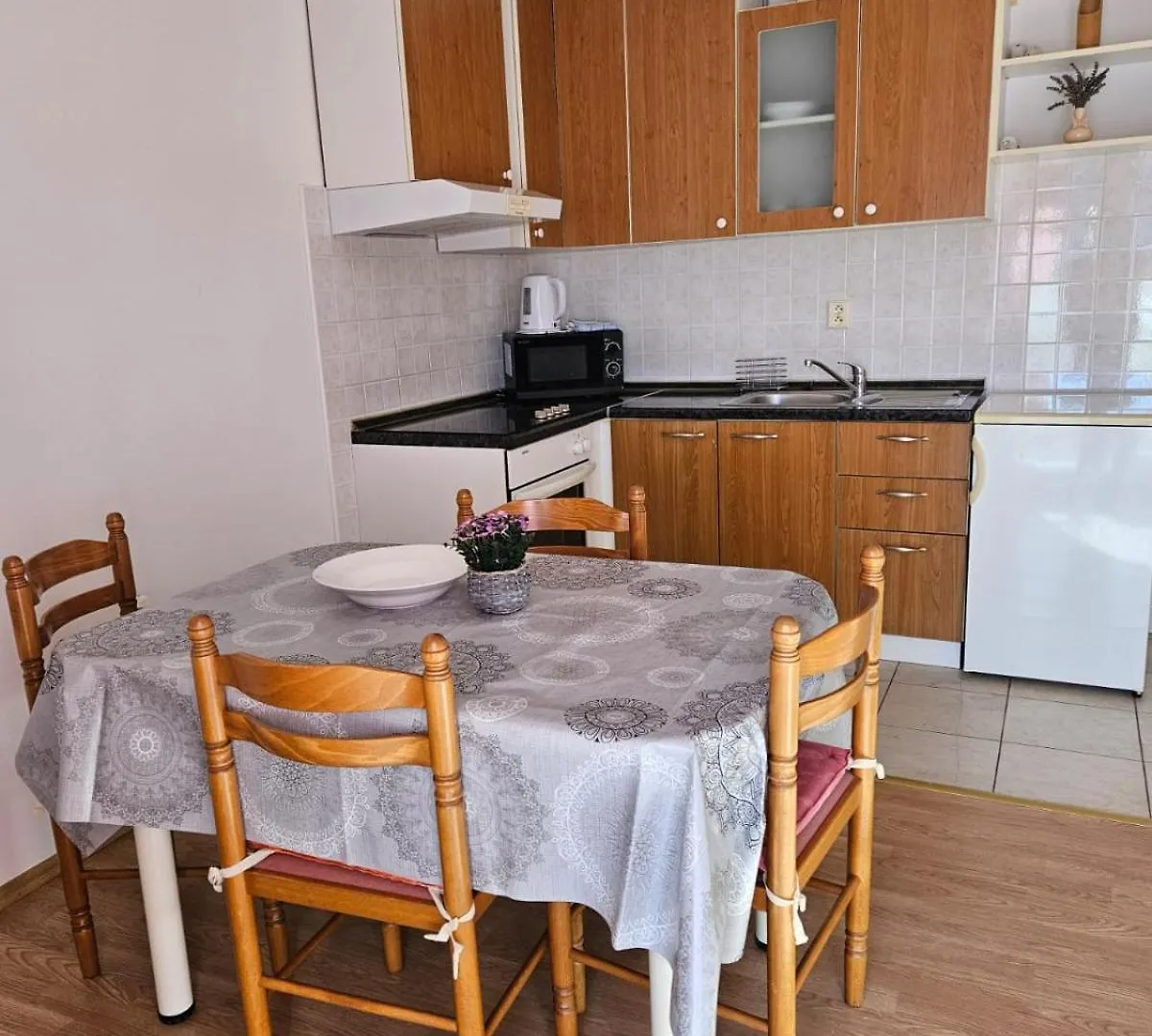 Pljesa Apartments 苏佩塔斯卡德拉加